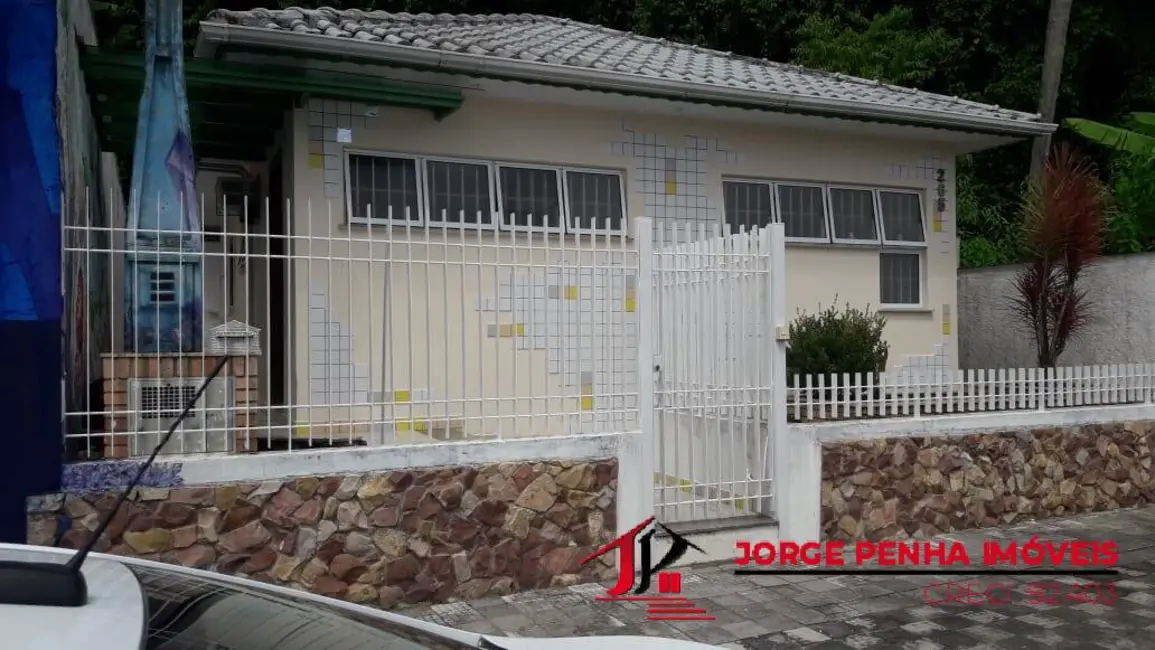 Foto 1 de Casa com 3 quartos à venda em Centro, Itanhaem - SP