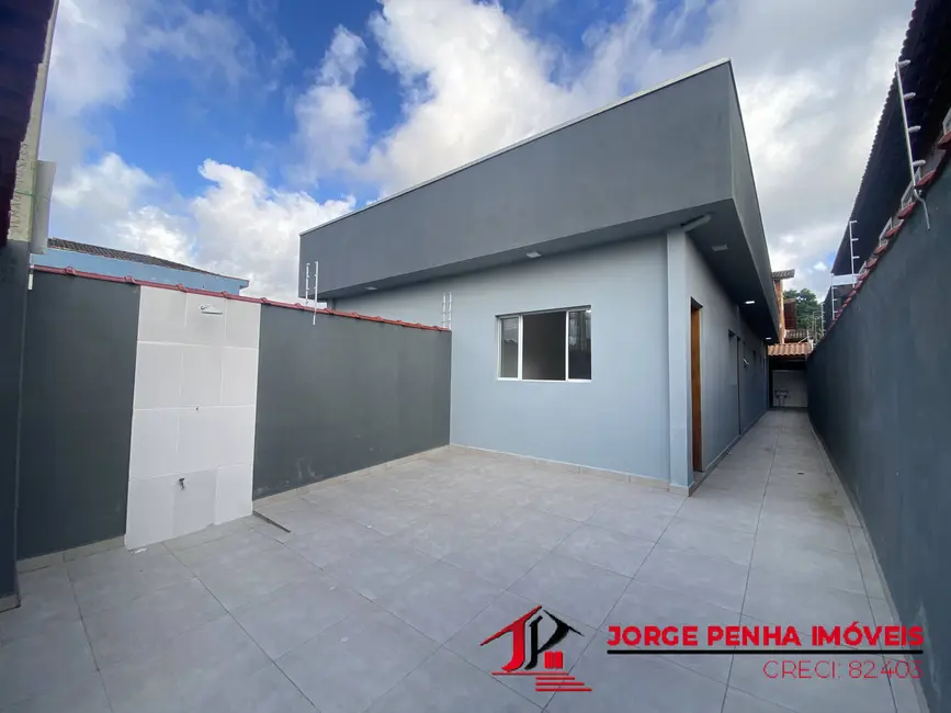 Foto 1 de Casa com 2 quartos à venda em Itanhaem - SP
