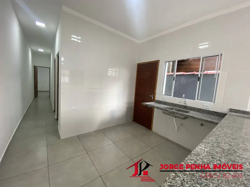 Foto 4 de Casa com 2 quartos à venda em Itanhaem - SP