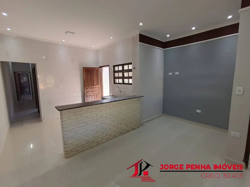 Foto 9 de Casa com 2 quartos à venda, 125m2 em Mongagua - SP