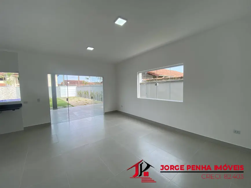 Foto 8 de Casa com 3 quartos à venda em Itanhaem - SP