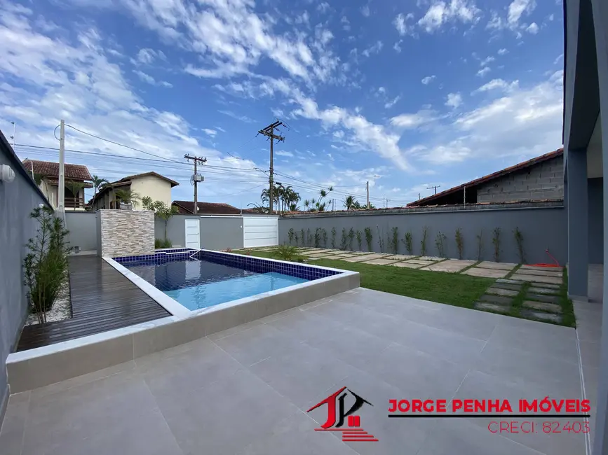 Foto 3 de Casa com 3 quartos à venda em Itanhaem - SP