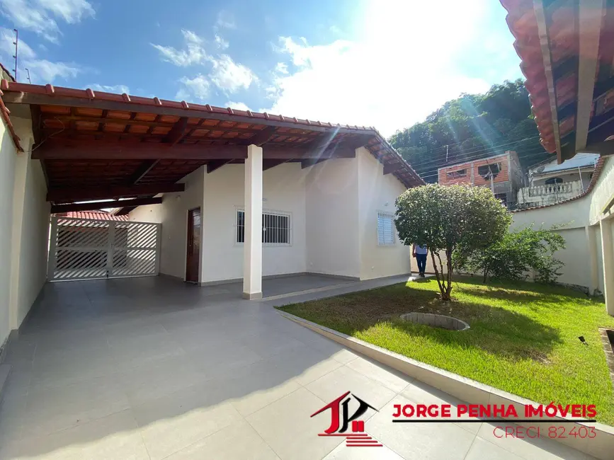 Foto 1 de Casa com 3 quartos à venda em Itanhaem - SP
