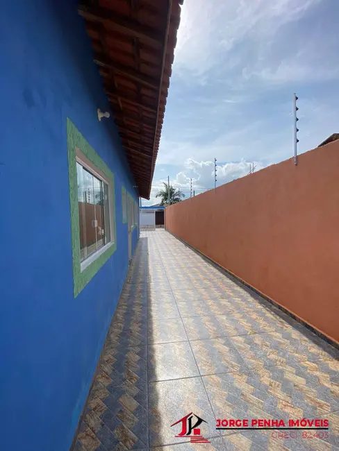 Casa com 2 quartos à venda, 150m2 em Itanhaem - SP - imagem 3 Foto 3 de Casa com 2 quartos à venda, 150m2 em Itanhaem - SP