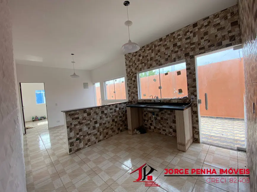 Casa com 2 quartos à venda, 150m2 em Itanhaem - SP - imagem 6 Foto 6 de Casa com 2 quartos à venda, 150m2 em Itanhaem - SP