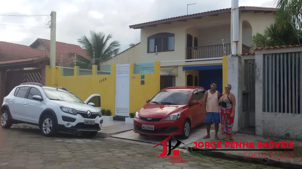 Foto 2 de Casa com 5 quartos à venda, 350m2 em Itanhaem - SP
