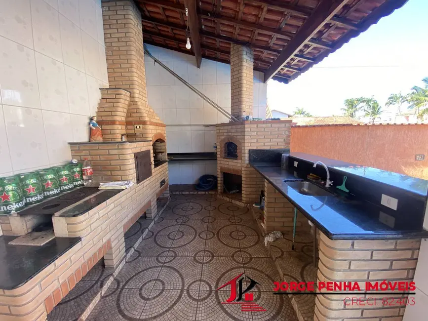 Foto 3 de Casa com 5 quartos à venda, 420m2 em Itanhaem - SP