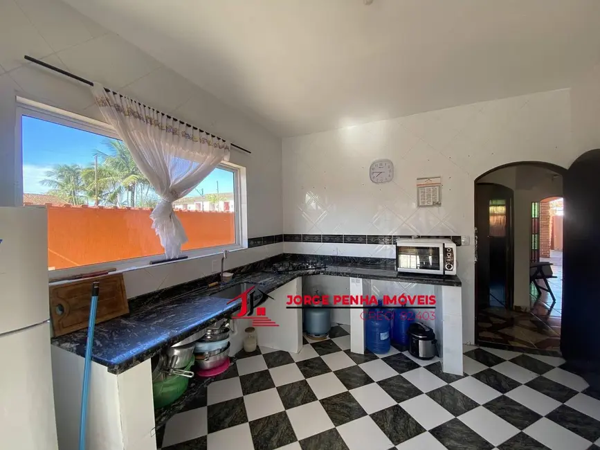 Foto 6 de Casa com 5 quartos à venda, 420m2 em Itanhaem - SP