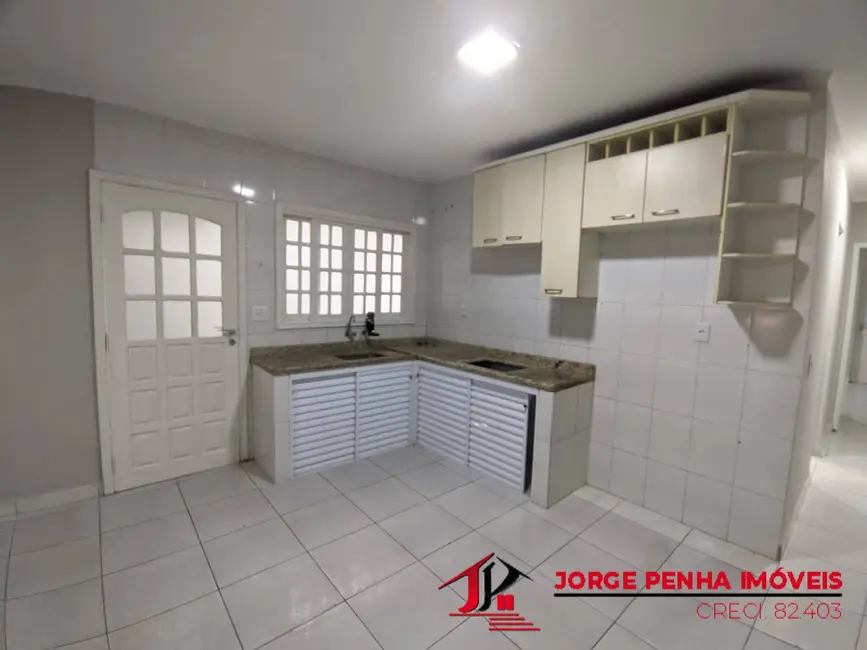 Foto 4 de Casa com 2 quartos à venda em Mongagua - SP