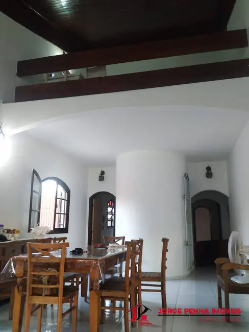 Foto 8 de Casa com 5 quartos à venda e para alugar, 342m2 em Itanhaem - SP