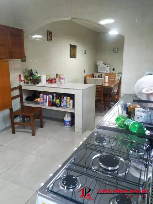 Foto 9 de Casa com 5 quartos à venda e para alugar, 342m2 em Itanhaem - SP