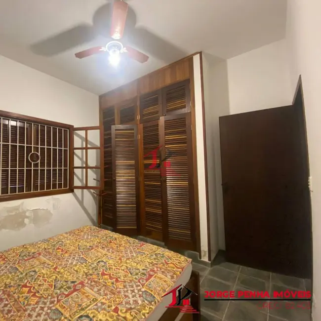 Casa com 3 quartos para alugar em Itanhaem - SP - imagem 8 Foto 8 de Casa com 3 quartos para alugar em Itanhaem - SP