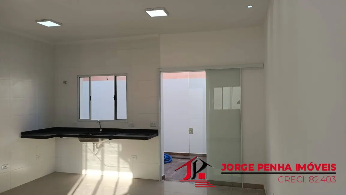 Foto 3 de Casa com 2 quartos à venda em Itanhaem - SP