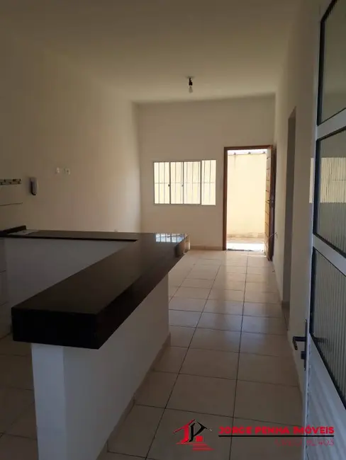 Foto 2 de Casa com 2 quartos à venda em Itanhaem - SP
