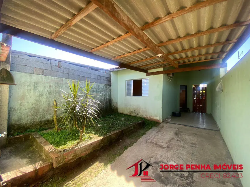 Foto 2 de Casa com 2 quartos à venda em Itanhaem - SP