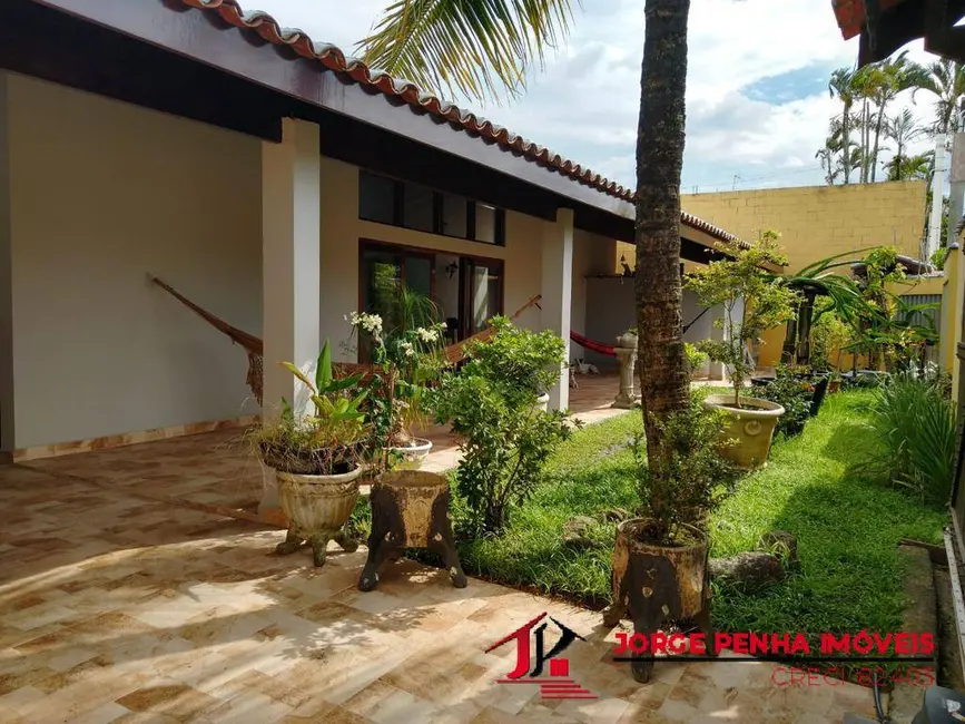 Foto 4 de Casa com 4 quartos à venda, 600m2 em Itanhaem - SP