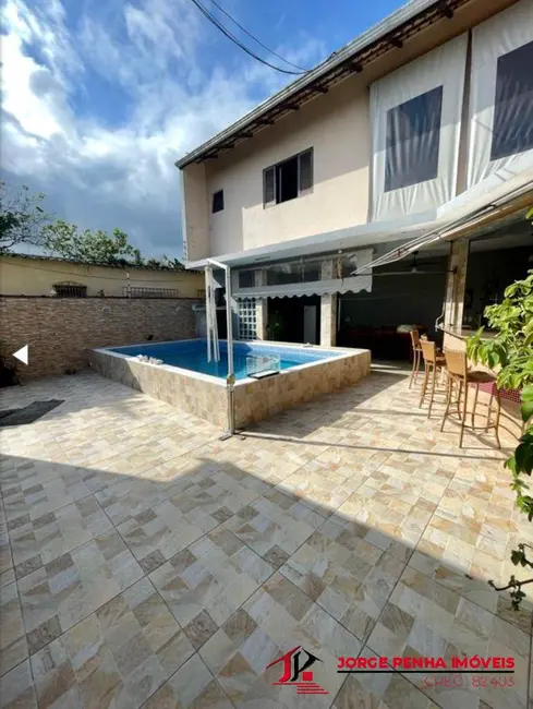 Foto 1 de Casa com 3 quartos à venda, 61m2 em Itanhaem - SP