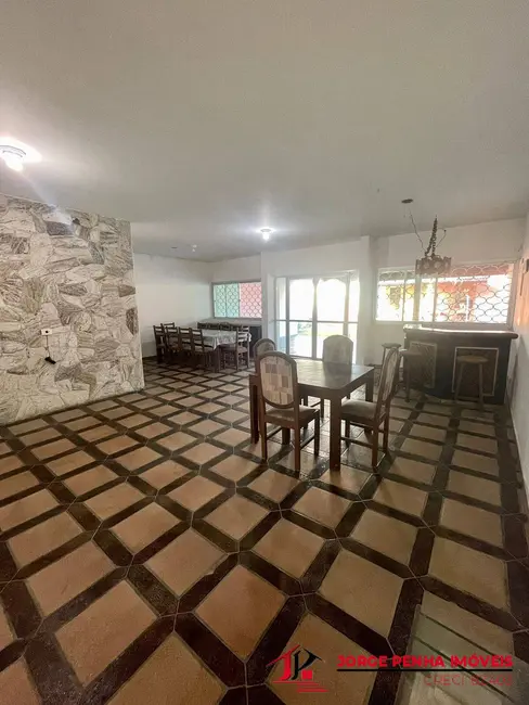 Foto 2 de Casa com 3 quartos à venda, 206m2 em Itanhaem - SP