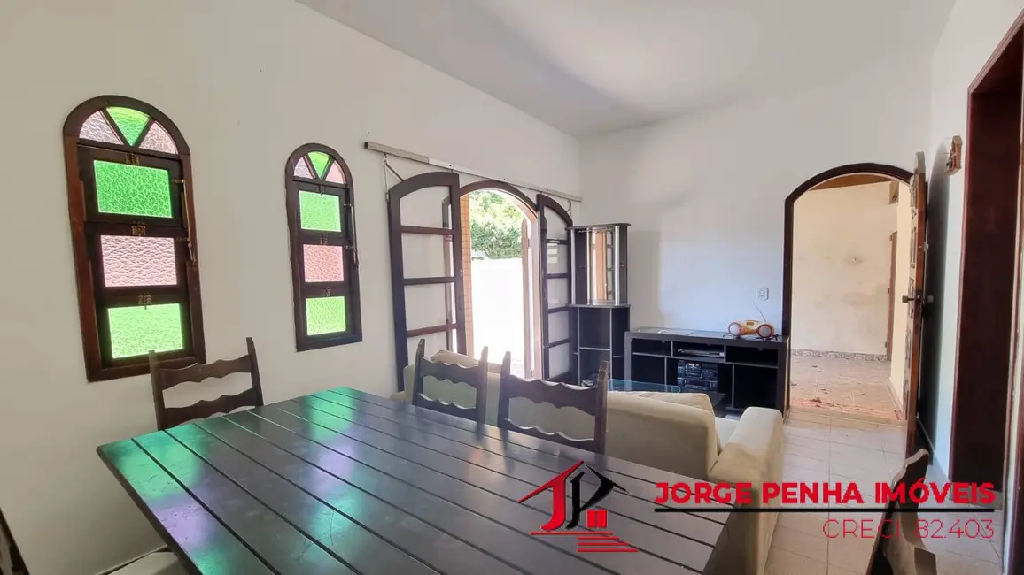 Casa com 3 quartos à venda e para alugar, 400m2 em Itanhaem - SP - imagem 8 Foto 8 de Casa com 3 quartos à venda e para alugar, 400m2 em Itanhaem - SP