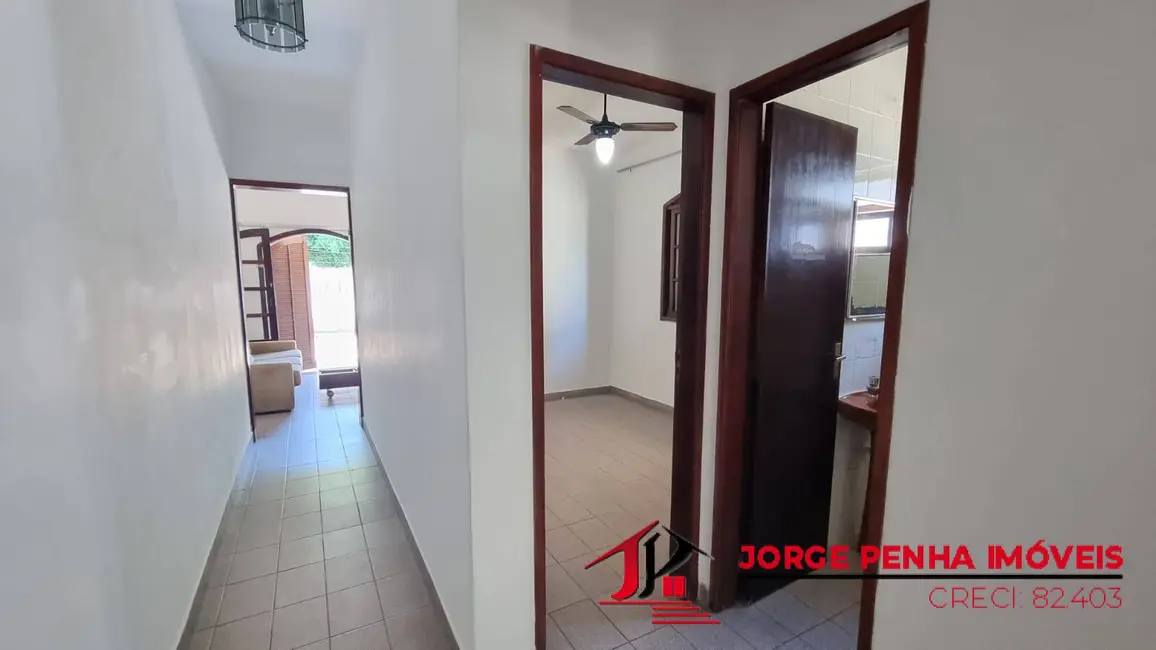 Casa com 3 quartos à venda e para alugar, 400m2 em Itanhaem - SP - imagem 9 Foto 9 de Casa com 3 quartos à venda e para alugar, 400m2 em Itanhaem - SP