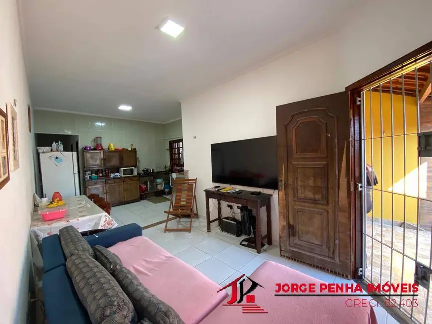 Foto 4 de Casa com 2 quartos à venda, 127m2 em Itanhaem - SP