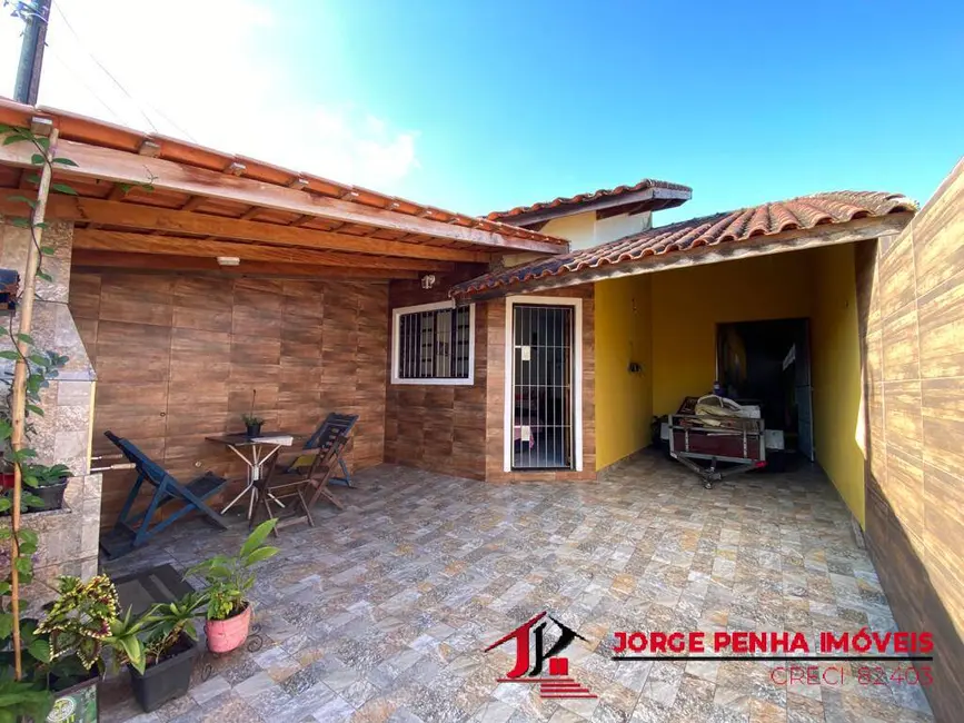 Foto 1 de Casa com 2 quartos à venda, 127m2 em Itanhaem - SP