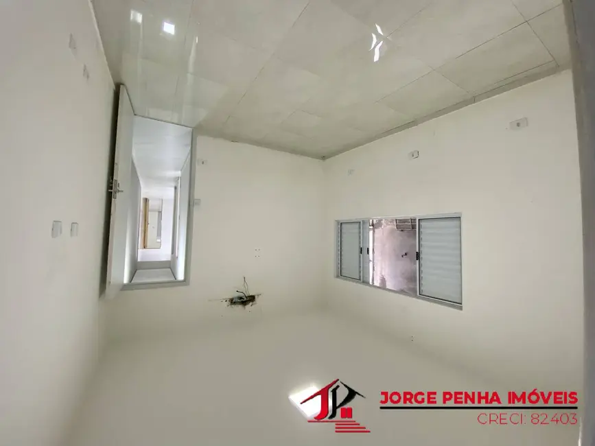 Foto 4 de Casa com 2 quartos à venda em Itanhaem - SP