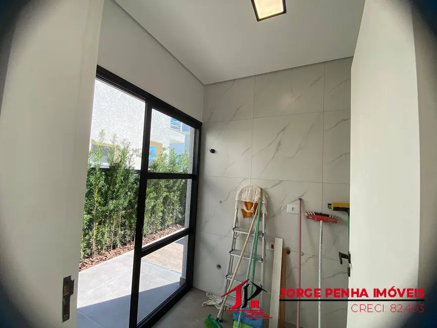 Casa com 3 quartos à venda, 190m2 em Centro, Peruibe - SP - imagem 6 Foto 6 de Casa com 3 quartos à venda, 190m2 em Centro, Peruibe - SP