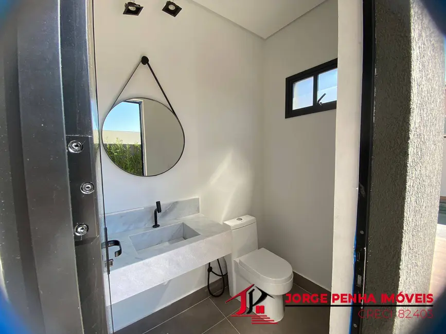 Casa com 3 quartos à venda, 190m2 em Centro, Peruibe - SP - imagem 4 Foto 4 de Casa com 3 quartos à venda, 190m2 em Centro, Peruibe - SP