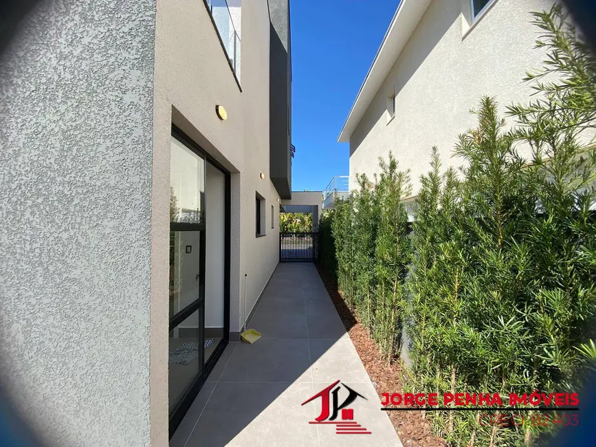 Casa com 3 quartos à venda, 190m2 em Centro, Peruibe - SP - imagem 5 Foto 5 de Casa com 3 quartos à venda, 190m2 em Centro, Peruibe - SP