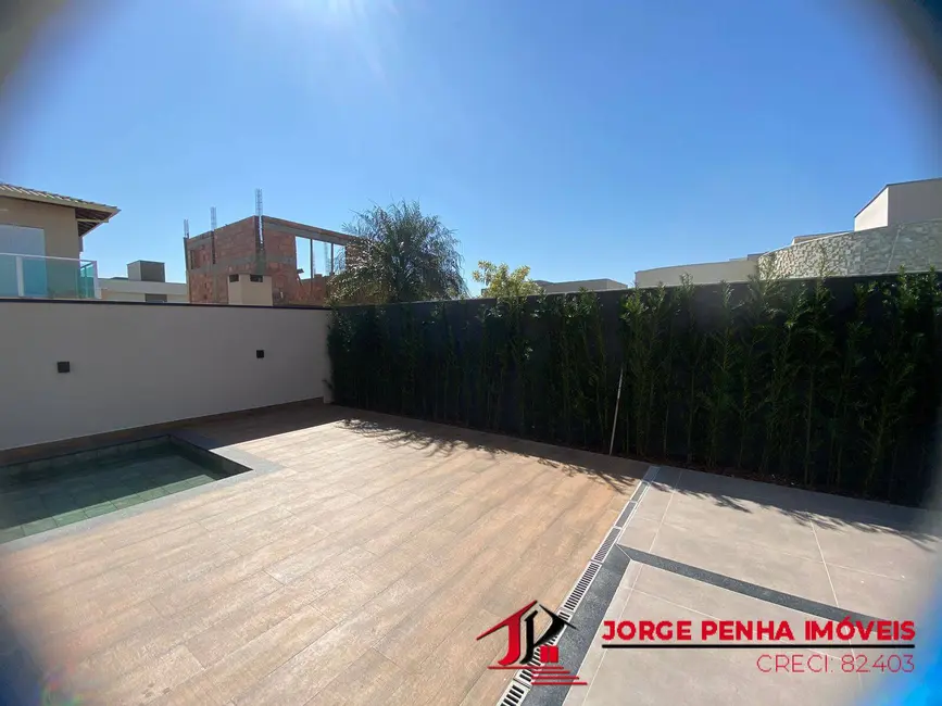 Casa com 3 quartos à venda, 190m2 em Centro, Peruibe - SP - imagem 3 Foto 3 de Casa com 3 quartos à venda, 190m2 em Centro, Peruibe - SP