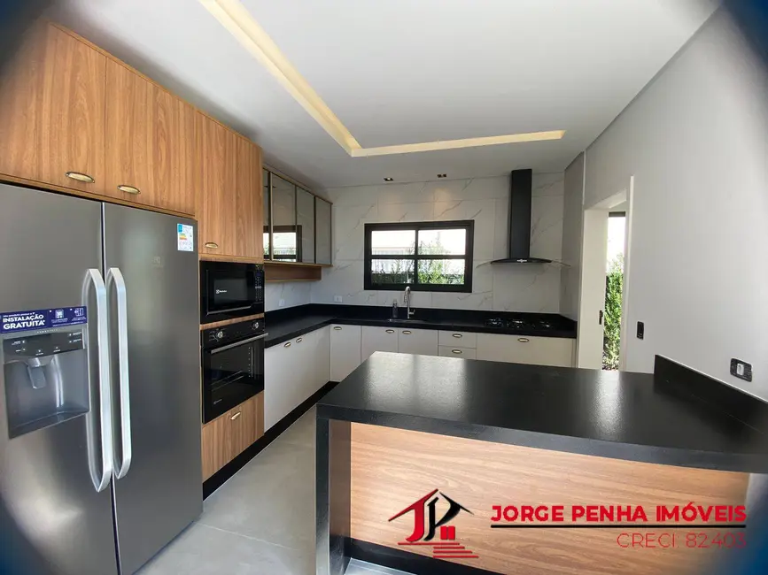 Casa com 3 quartos à venda, 190m2 em Centro, Peruibe - SP - imagem 8 Foto 8 de Casa com 3 quartos à venda, 190m2 em Centro, Peruibe - SP