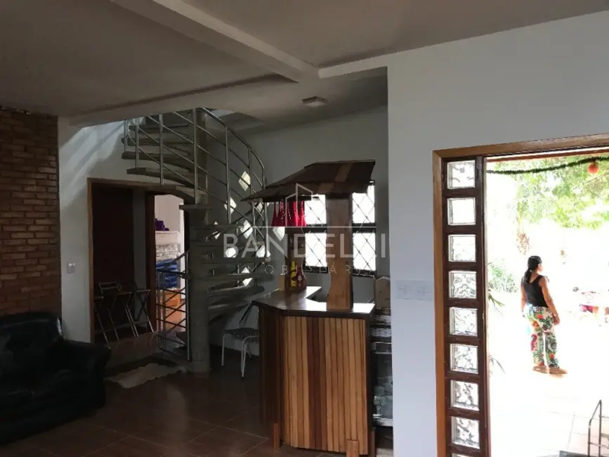 Chácara com 4 quartos à venda, 500m2 em Araraquara - SP - imagem 7 Foto 7 de Chácara com 4 quartos à venda, 500m2 em Araraquara - SP