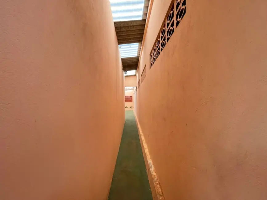 Casa com 2 quartos à venda, 156m2 em Jardim Maria Luiza IV, Araraquara - SP - imagem 4 Foto 4 de Casa com 2 quartos à venda, 156m2 em Jardim Maria Luiza IV, Araraquara - SP
