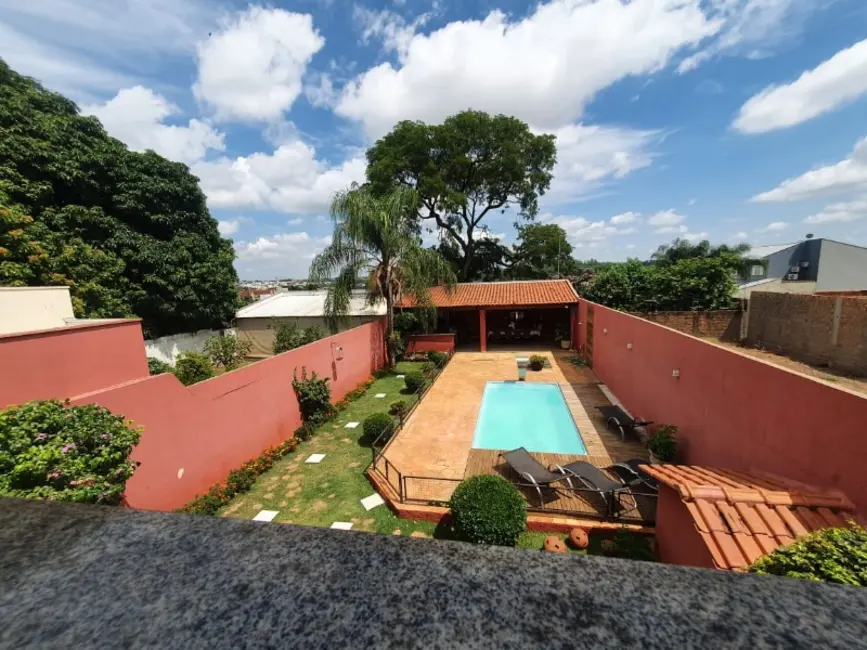 Foto 1 de Casa com 3 quartos à venda, 249m2 em Vila Harmonia, Araraquara - SP