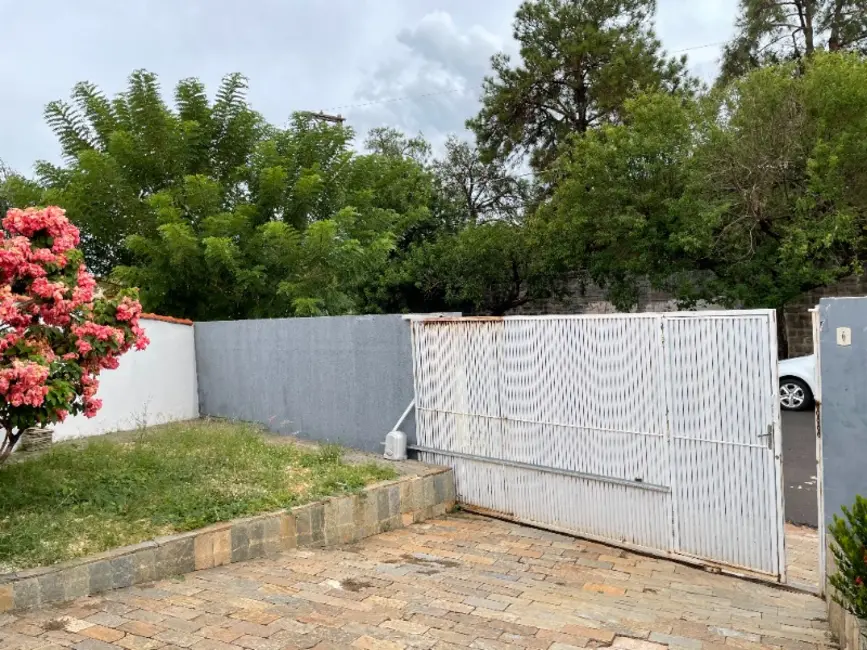 Casa com 3 quartos à venda, 211m2 em Vila Xavier (Vila Xavier), Araraquara - SP - imagem 7 Foto 7 de Casa com 3 quartos à venda, 211m2 em Vila Xavier (Vila Xavier), Araraquara - SP