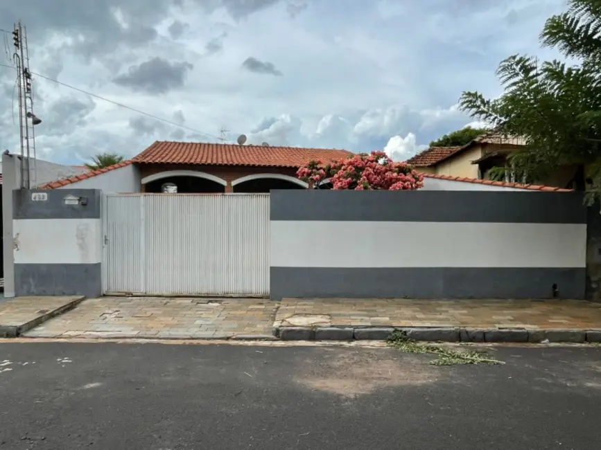 Foto 1 de Casa com 3 quartos à venda, 211m2 em Vila Xavier (Vila Xavier), Araraquara - SP