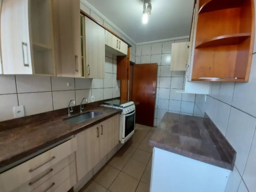 Apartamento com 3 quartos à venda, 202m2 em Centro, Araraquara - SP - imagem 7 Foto 7 de Apartamento com 3 quartos à venda, 202m2 em Centro, Araraquara - SP
