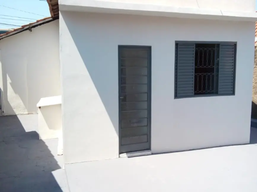 Foto 2 de Casa com 2 quartos à venda, 300m2 em Vila Yamada, Araraquara - SP