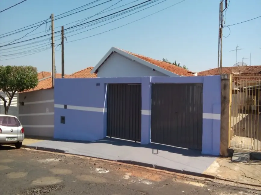 Foto 1 de Casa com 2 quartos à venda, 300m2 em Vila Yamada, Araraquara - SP