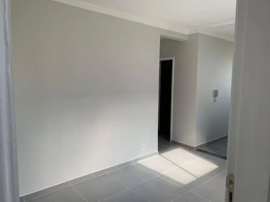 Apartamento com 2 quartos à venda, 40m2 em Jardim das Flores, Araraquara - SP - imagem 2 Foto 2 de Apartamento com 2 quartos à venda, 40m2 em Jardim das Flores, Araraquara - SP
