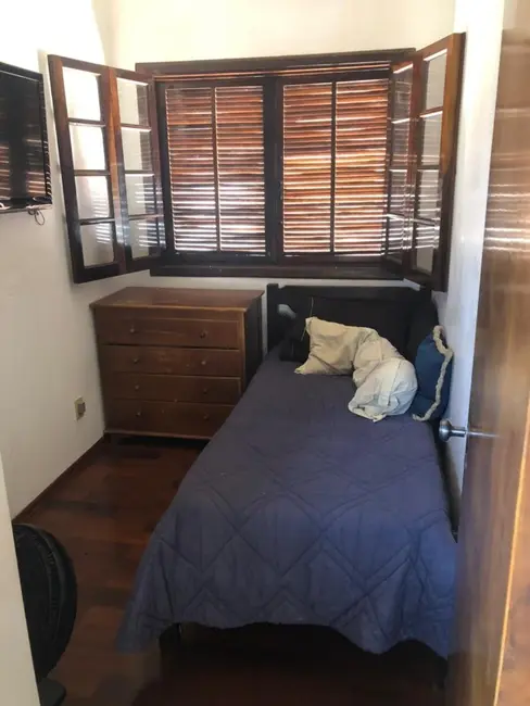 Casa com 3 quartos à venda, 160m2 em Jardim Primor, Araraquara - SP - imagem 4 Foto 4 de Casa com 3 quartos à venda, 160m2 em Jardim Primor, Araraquara - SP