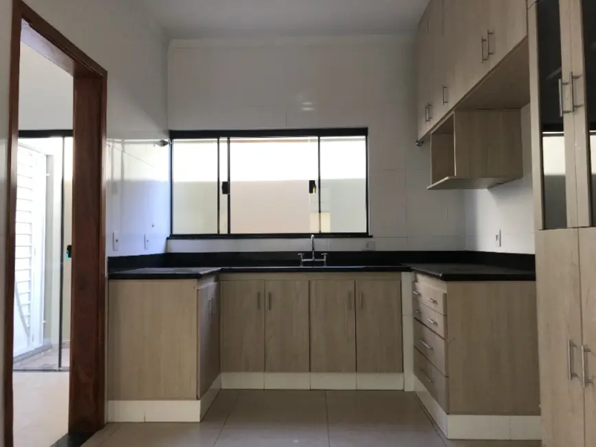 Foto 6 de Casa com 3 quartos à venda, 217m2 em Vila Harmonia, Araraquara - SP