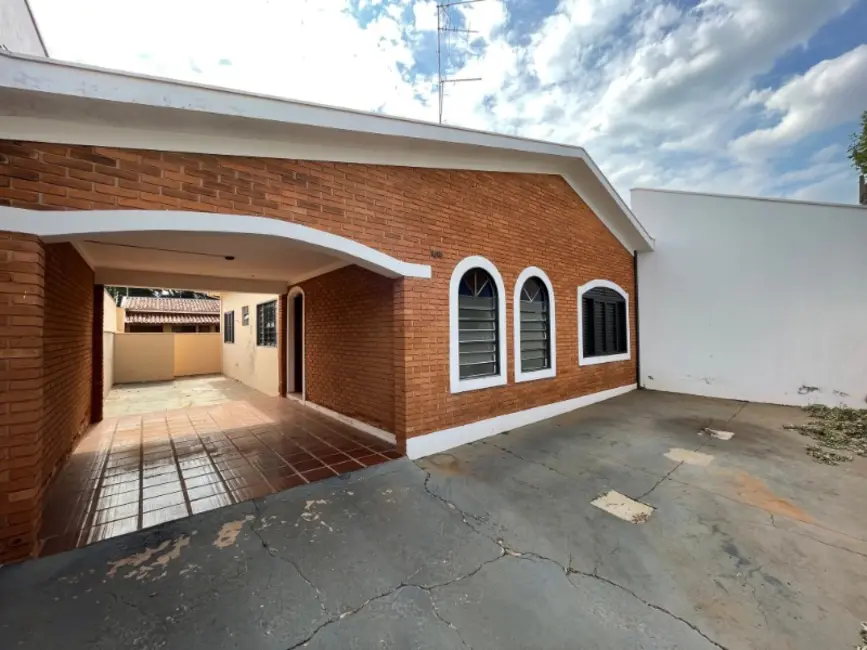 Foto 2 de Casa com 2 quartos à venda, 140m2 em Jardim Santa Angelina, Araraquara - SP