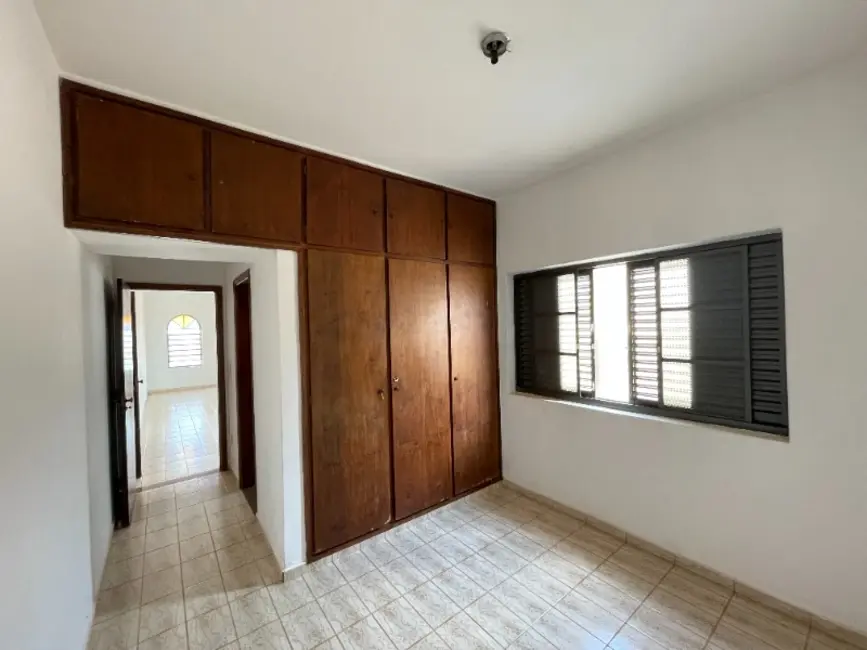 Foto 6 de Casa com 2 quartos à venda, 140m2 em Jardim Santa Angelina, Araraquara - SP