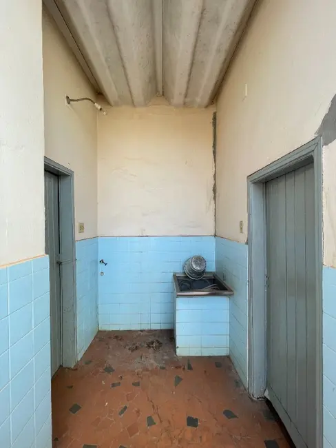 Sala Comercial com 3 quartos à venda, 147m2 em Centro, Araraquara - SP - imagem 6 Foto 6 de Sala Comercial com 3 quartos à venda, 147m2 em Centro, Araraquara - SP