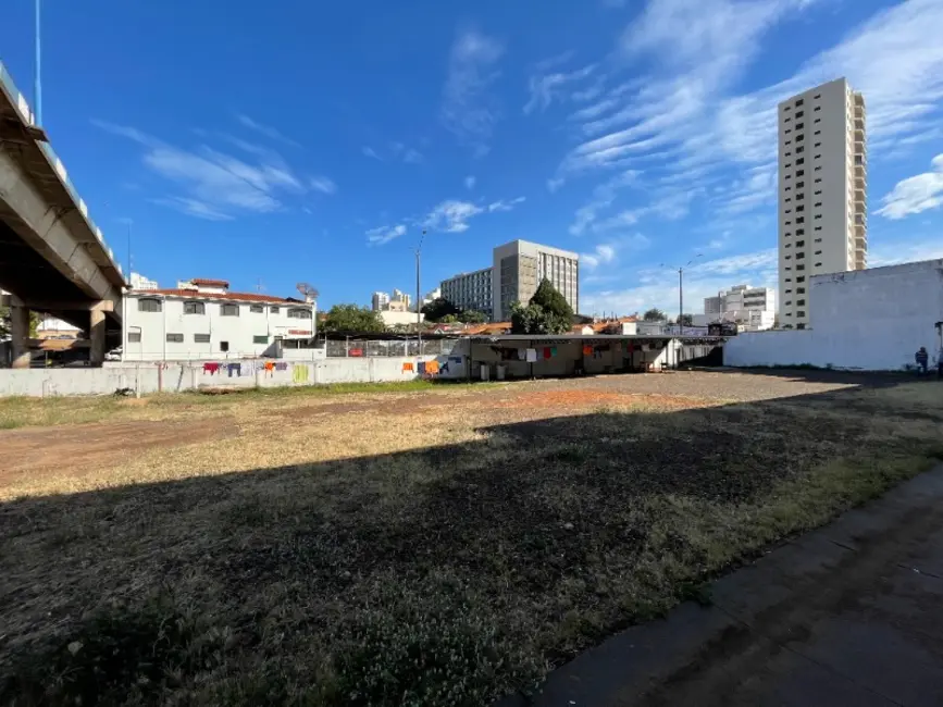 Foto 8 de Terreno / Lote com 15 quartos à venda, 1493m2 em Centro, Araraquara - SP