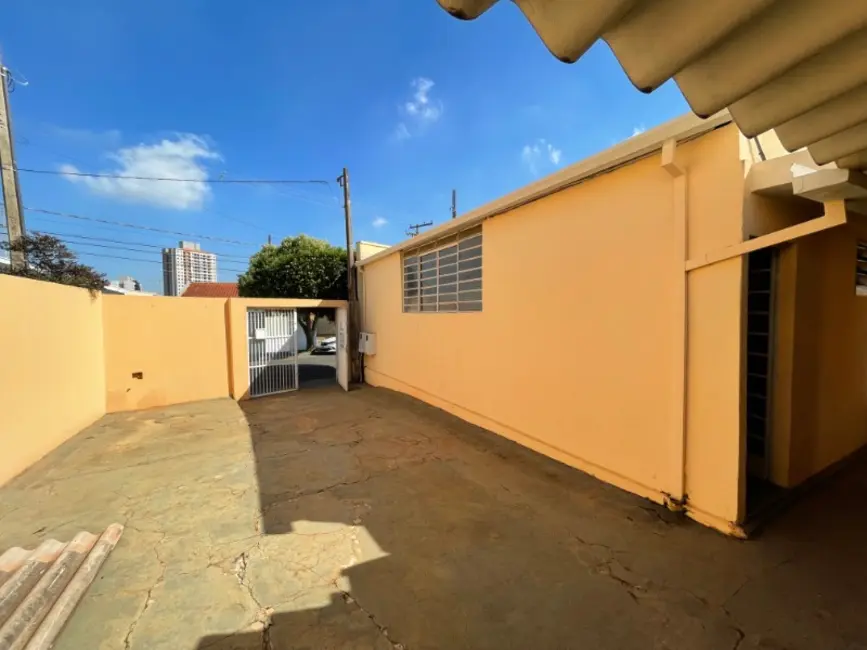 Foto 2 de Casa com 2 quartos à venda, 245m2 em Vila Yamada, Araraquara - SP