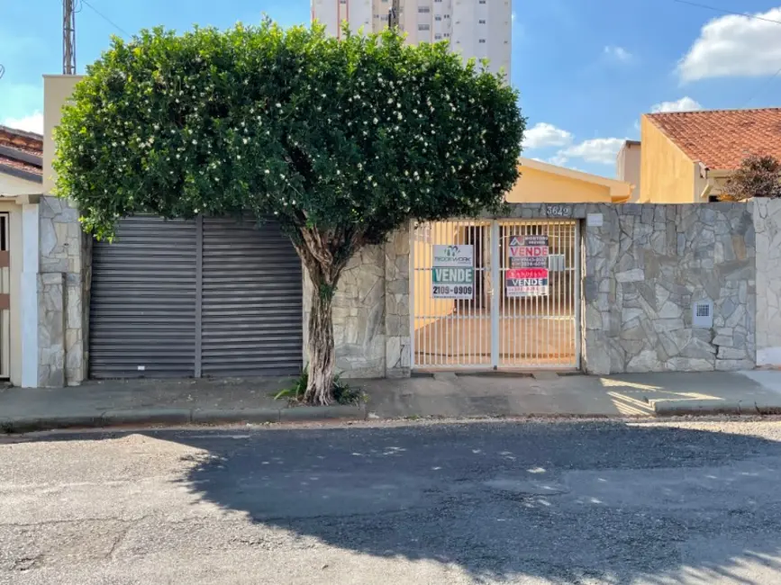 Foto 1 de Casa com 2 quartos à venda, 245m2 em Vila Yamada, Araraquara - SP