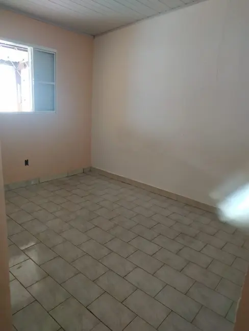 Casa com 4 quartos à venda, 300m2 em Centro, Araraquara - SP - imagem 8 Foto 8 de Casa com 4 quartos à venda, 300m2 em Centro, Araraquara - SP
